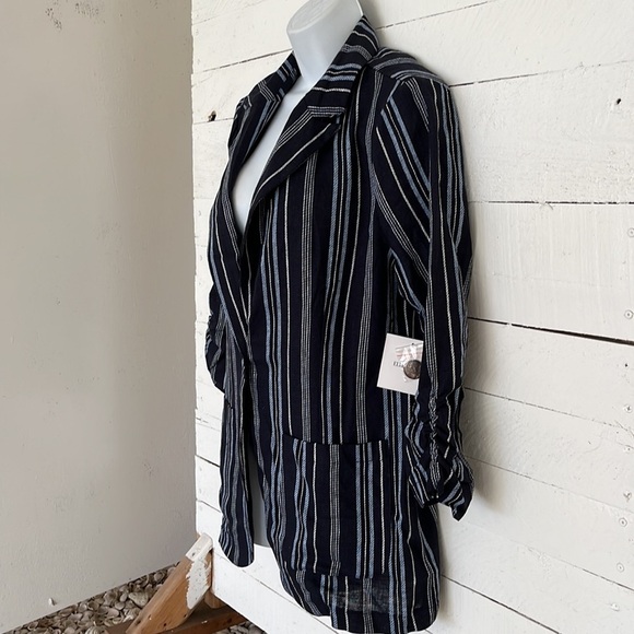 Ellen Tracy Linen Blazer NWT Size M - Picture 2 of 7